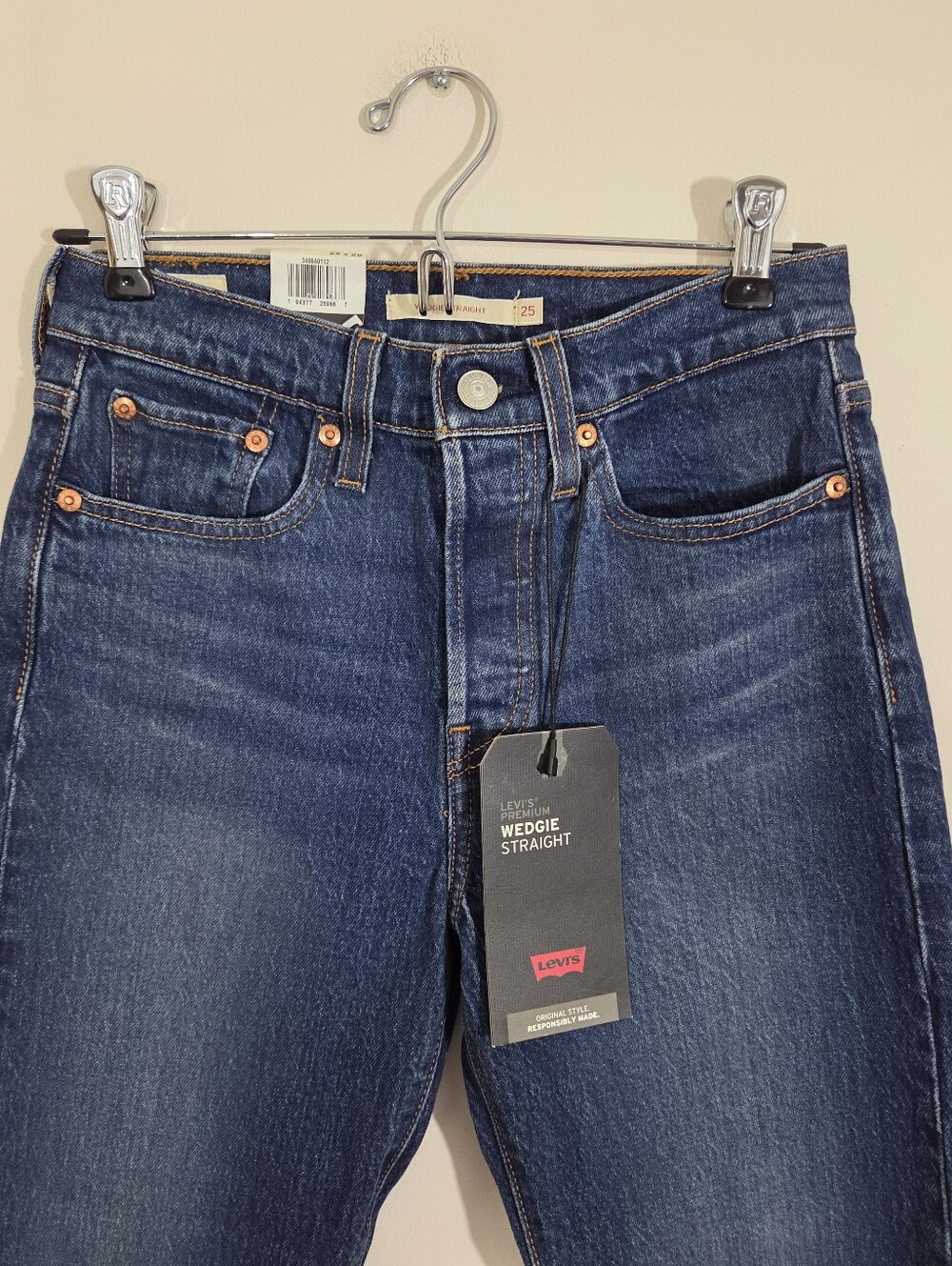 NWT Levi's Wedgie Straight Jeans Size 25 Salsa Charleston Outlasted Dark Wash - Picture 2 of 12